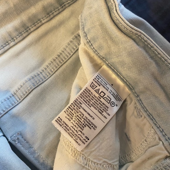 High Waisted Ripped Skinny Jeans - Picture 4 of 4